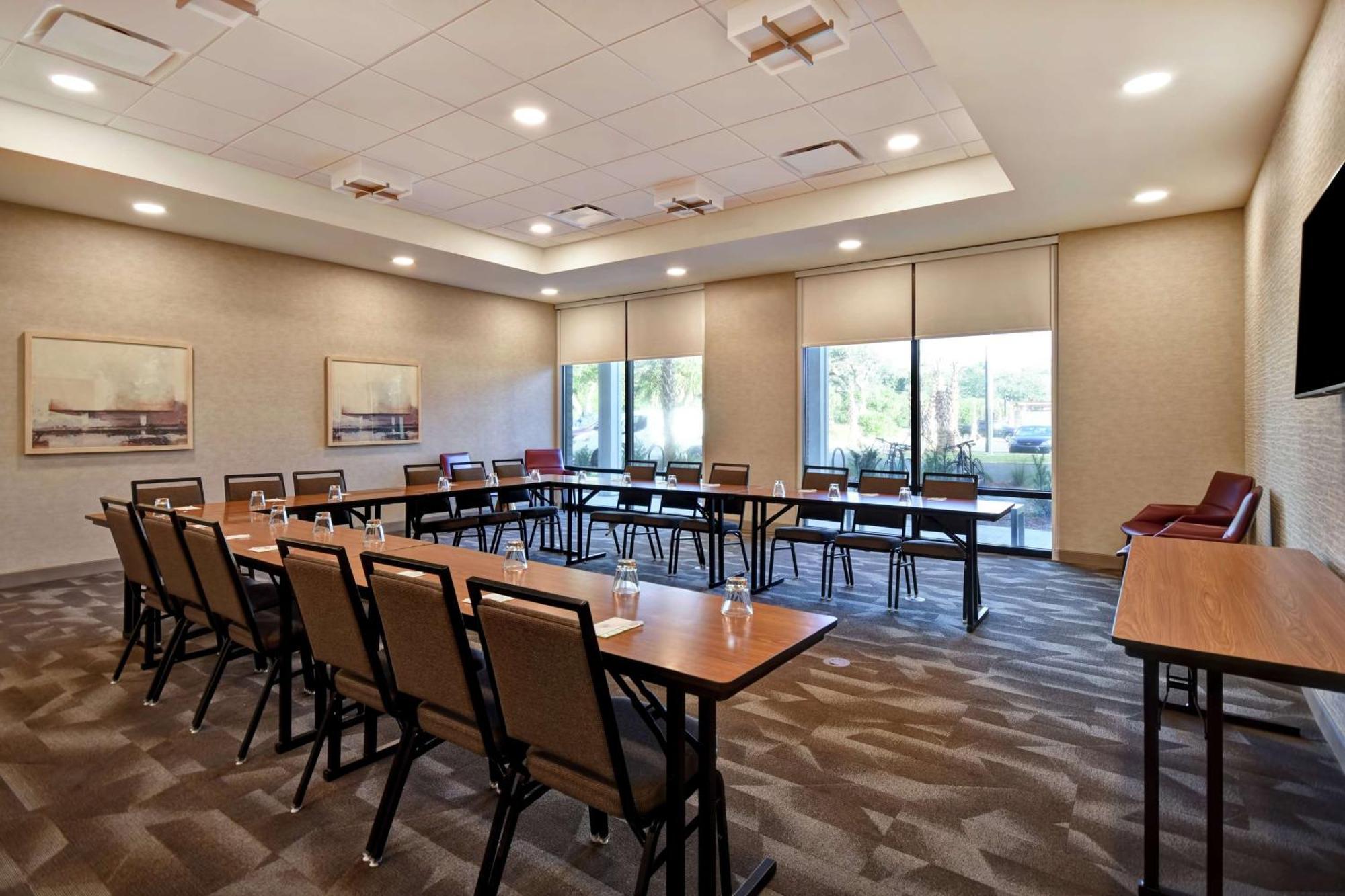 Home2 Suites By Hilton Jekyll Island Exterior photo